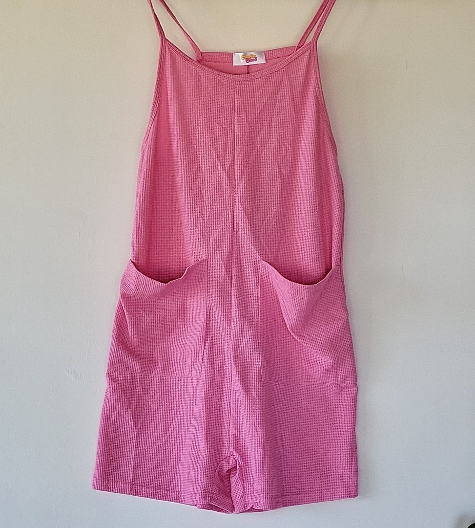 Women’s L Waffle Knit Romper Ribbed Pink Jumpsuit Big Pockets Casual Beachy